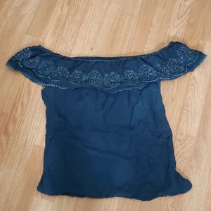 Crochet off the shoulder top